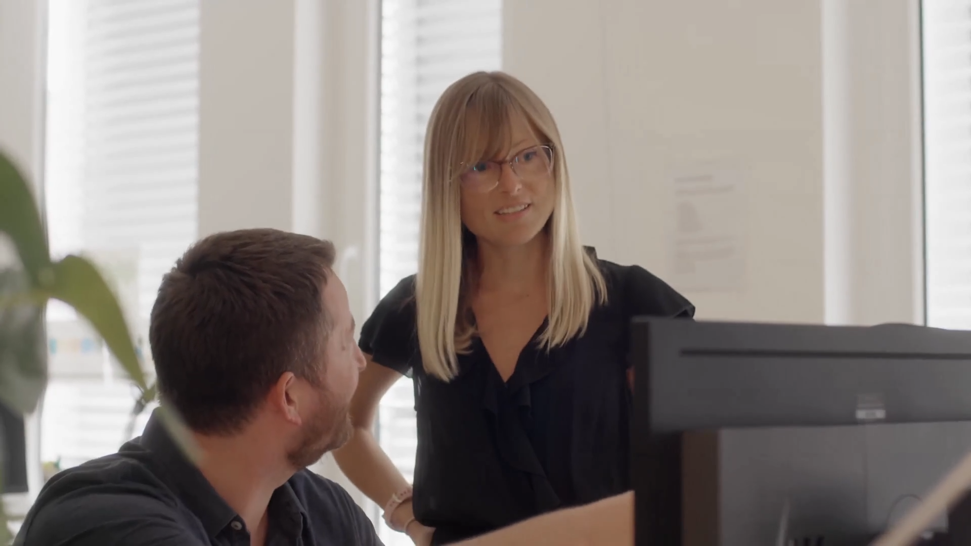 Partner testimonial video loop thumbnail